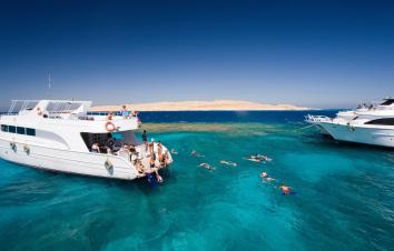 三亚集合海南5日落地自驾游：亚龙湾-游艇出海-三亚国际免税城5日自驾游-游推荐