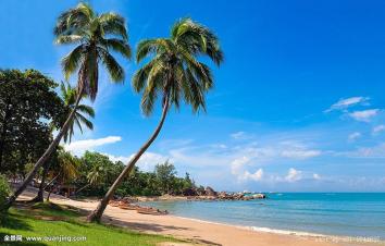 湖南出发海南环岛8日自驾游：三亚湾-千年古盐田-文昌石头公园-呆呆岛8日春节自驾游-游推荐