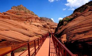 武汉出发陕西山西6日自驾游：浓情西北民俗-平遥古城-波浪谷-雨岔大峡谷6日自驾游-推荐