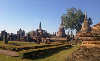 磨憨集合老挝泰国12日自驾游：小城故事清迈-金三角-素可泰-万象-万荣-琅勃拉邦环线自驾游-推荐