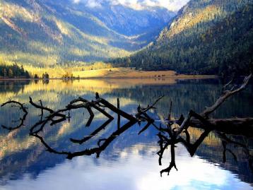 成都周边5日自驾游：木雅圣地--伍须海-罗城古镇-孟获城-大渡河金口大峡谷5日绝美秘境自驾游