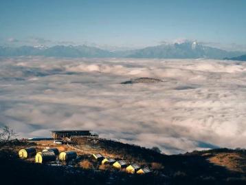 成都出发4日自驾游：黑竹沟-金口河-轿顶山4日穿越自驾