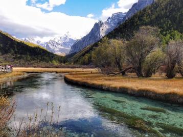 成都出发川藏线10日拼车自驾游：稻城亚丁-海螺沟-羊卓雍错-米堆冰川10日拼车自驾游