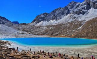 四川出发泸亚西线6日穿越自驾：泸定桥-稻城亚丁-泸沽湖-邛海泸山-推荐