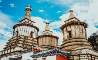 成都出发川西阿坝4日自驾游：莲宝叶则-神座-棒托寺-情人海4日自驾-推荐