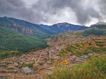 北京出发甘南12日自驾游：崆峒山-扎尕那-四姑娘山-卧龙大熊猫12日自驾游