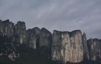武汉出发宜昌恩施7日自驾游：宜昌三峡人家-三峡大坝-恩施土司城-女儿城-大峡谷惠游湖北7日自驾游-游推荐