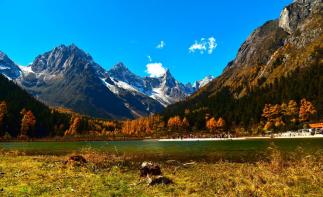 成都周边2日理县自驾游：毕棚沟-甘堡藏寨2日休闲川西红叶自驾游-推荐