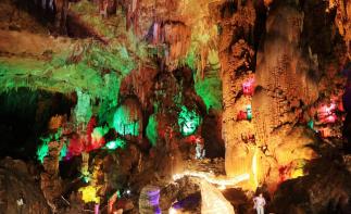成都出发贵州4日自驾：织金洞-格凸河4自驾游-推荐