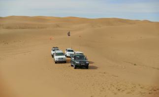 银川集合沙漠越野2日游：沙漠越野车·腾格里沙漠越野车五湖穿越+5公里徒步轻体验两日游-推荐