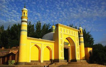 全国出发自驾新疆：乌鲁木齐落地自驾赛里木湖、喀拉俊、九曲草原、独库公路、库车大美南疆环线自驾13天-游推荐