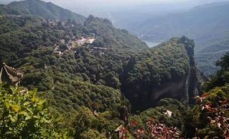 北京出发甘南12日自驾游：大槐树-崆峒山-扎尕那-花湖-九曲第一湾-古尔沟12日自驾游-推荐