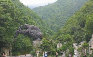 北京出发湖北16日自驾游：神农架-武当山-恩施-狮子关-屏山大峡谷16日自驾游-推荐