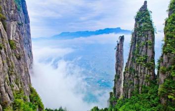 山东出发湖北恩施6日自驾游：恩施网红天路-躲避峡-恩施大峡谷-土司城-女儿城6日自驾游-游推荐