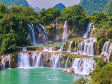 山东出发广西11日自驾游：桂林，阳朔，北海，涠洲岛，中越边境，友谊关，德天大瀑布11日自驾游