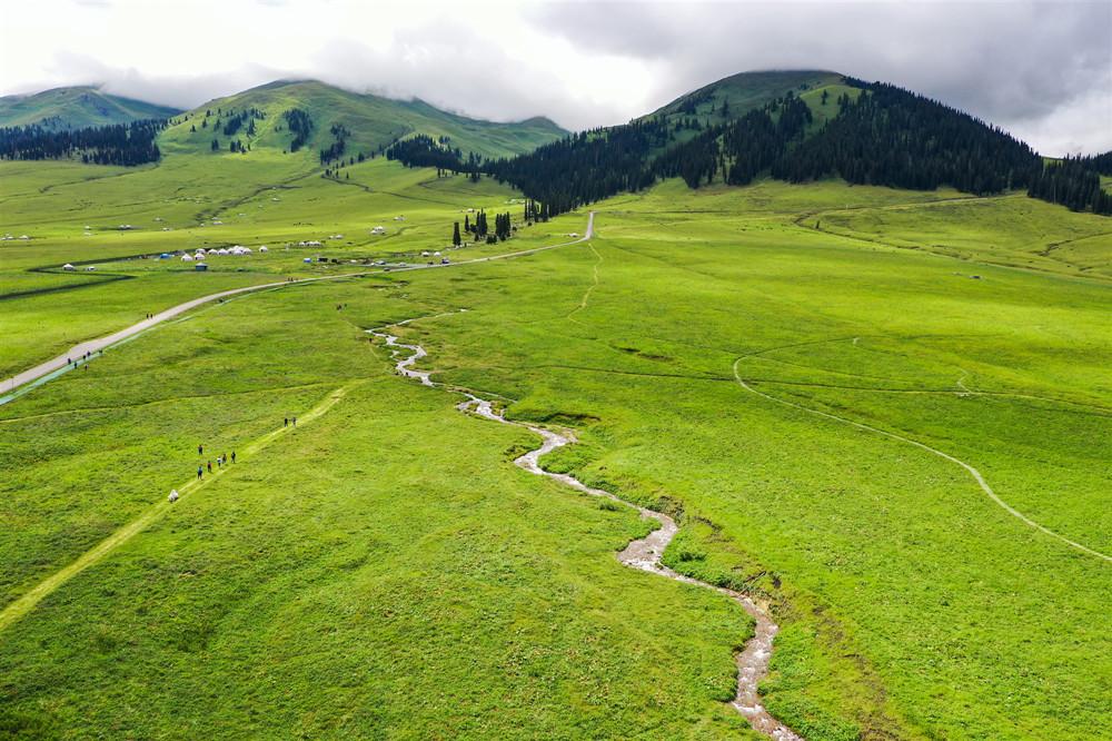 乌鲁木齐集结北疆9日自驾：喀纳斯-禾木-赛里木湖-那拉提草原-独库公路-乌伦古湖9日自驾游