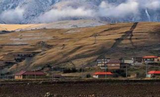 成都集合川滇藏进青出+稻城15日自驾游：川藏318-稻城亚丁-梅里雪山-拉萨-羊湖纳木错-青藏线-推荐