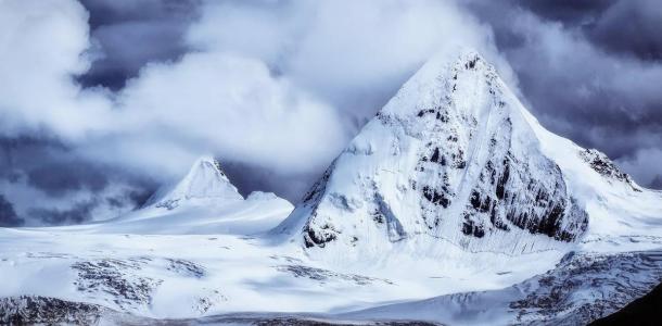 全国出发西藏·藏东8日自驾游：萨普神山·孜珠寺·骷髅墙·三色湖·布加雪山·焫茸冰川·藏北秘境落地（含自驾游
