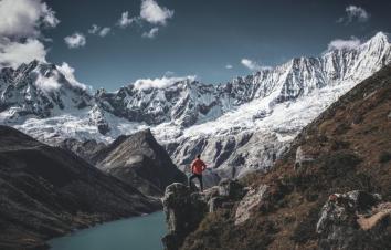暑期全国出发西藏·藏南6日自驾游：山南·库拉岗日·普莫雍措·羊卓雍措·勒布沟·雍布拉康·国道219·-游推荐