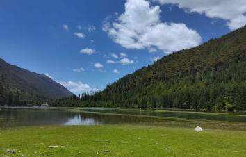 成都出发川西秘境3日自驾游：康定新都桥、鱼子西、月亮湖3日自驾游-游推荐