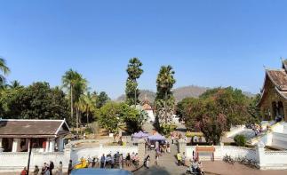 磨憨口岸集合老挝泰国12日自驾游：老挝琅勃拉邦-万荣-万象-泰国素可泰-清迈12日自驾游-推荐