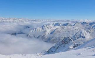 成都出发经典川西8日环线定制游：4-6人成团，成都-新都桥-稻城亚丁-磨石公园-丹巴藏寨-达古冰川8-推荐