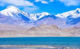 乌鲁木齐集合伊犁南疆11日自驾游：伊路向南A，赛里木湖-那拉提-独库公路-喀什古城-帕米尔高原11日-推荐