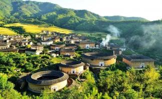 广东珠三角出发福建7日自驾游：龙岩永定土楼-武夷山-福州-平潭岛-泉州-厦门鼓浪屿有山有海7日游-推荐