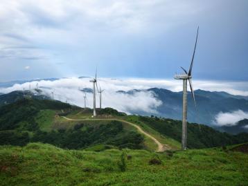 广东出发广西桂东贵港4日自驾游：小众路线人少景美、逃离都市，广西龙潭公园-大容山休闲度假4天之旅